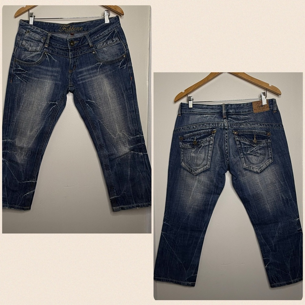 Fishbone New Yorker Denim Capri Jeans Women’s Size 31 Distressed Low Rise